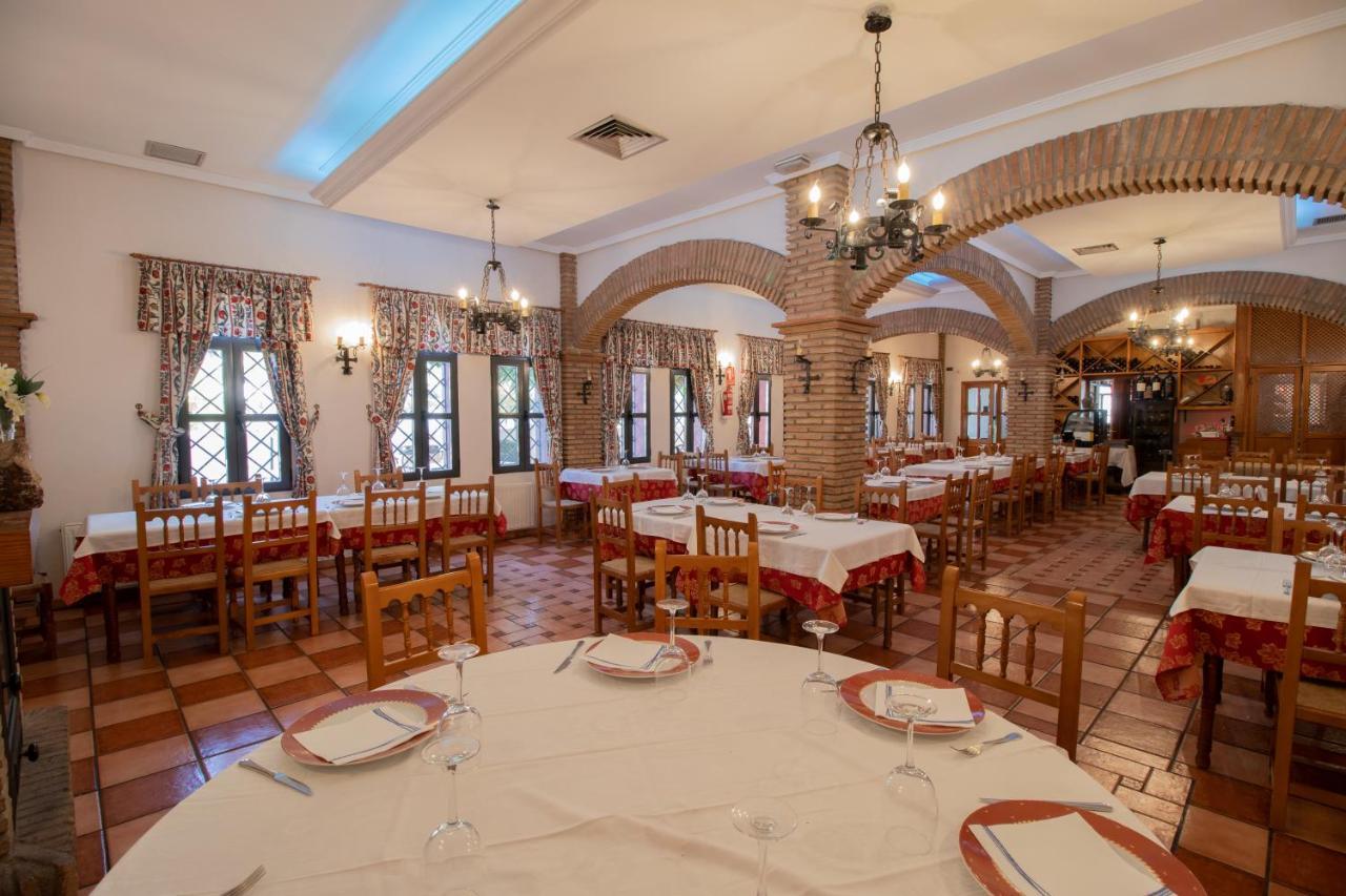 Hospederia Del Zenete Hotel La Calahorra Exterior photo