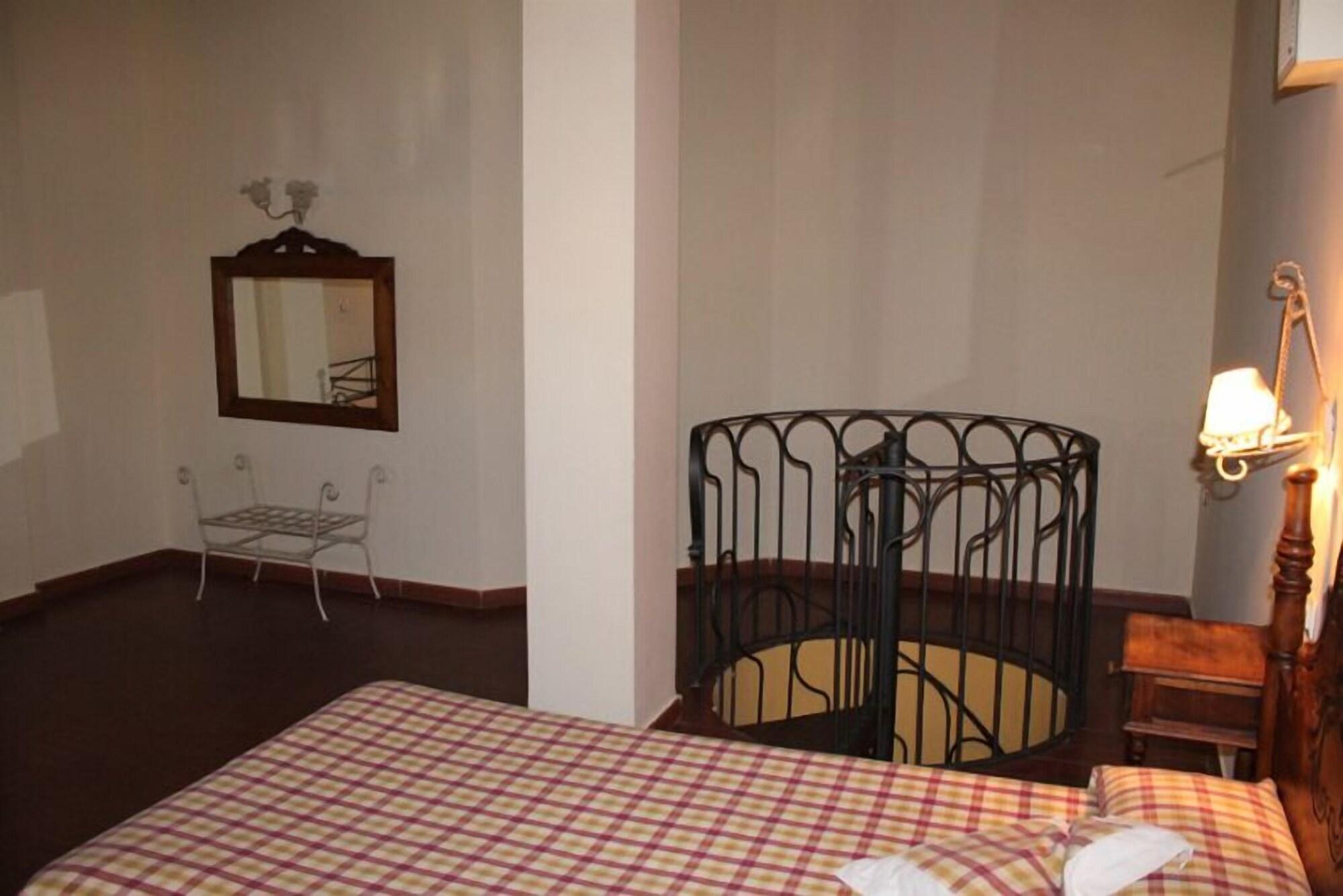 Hospederia Del Zenete Hotel La Calahorra Exterior photo